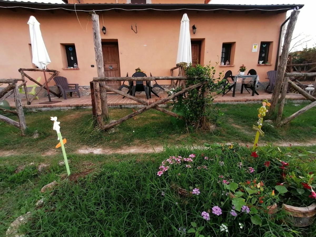 Casale Cavatella Bed and Breakfast Sermoneta Buitenkant foto