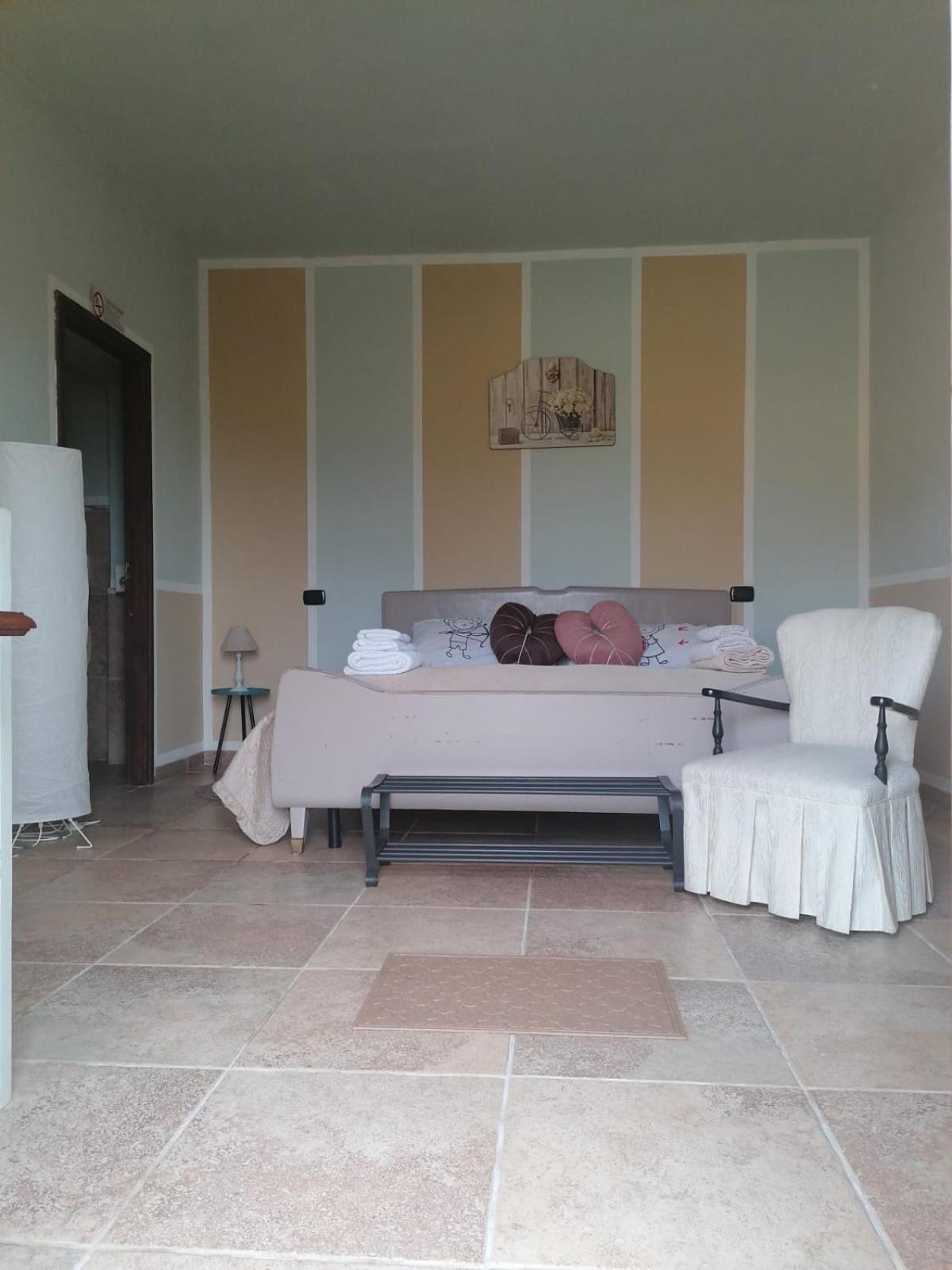 Casale Cavatella Bed and Breakfast Sermoneta Buitenkant foto