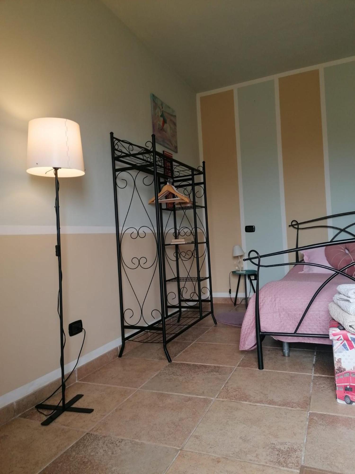Casale Cavatella Bed and Breakfast Sermoneta Buitenkant foto