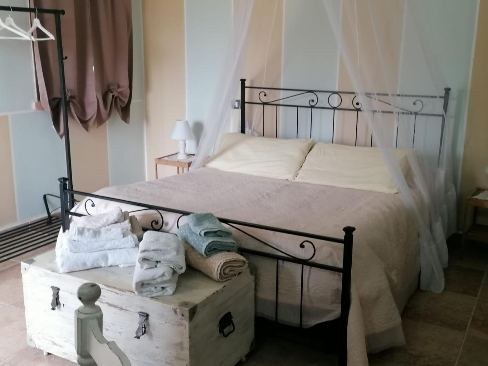 Casale Cavatella Bed and Breakfast Sermoneta Buitenkant foto