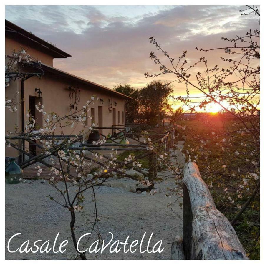 Casale Cavatella Bed and Breakfast Sermoneta Buitenkant foto