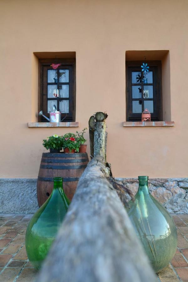 Casale Cavatella Bed and Breakfast Sermoneta Buitenkant foto